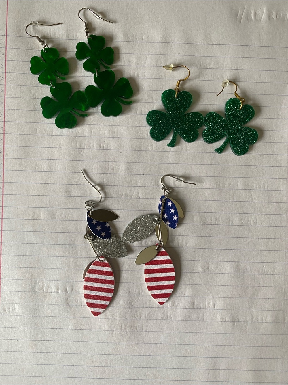 NWOT Holiday Dangle Earrings - Women Accessories
